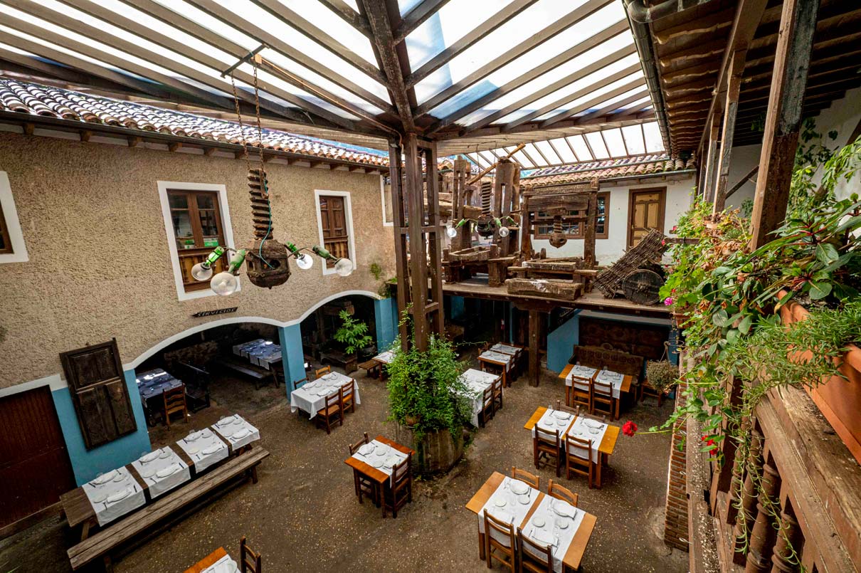 Restaurante para grupos grandes en Asturias en Sidrería El Cabañón